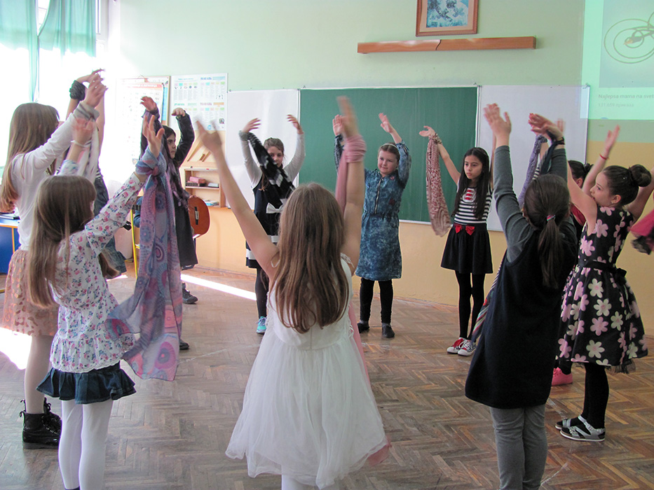 2018URdanzena3