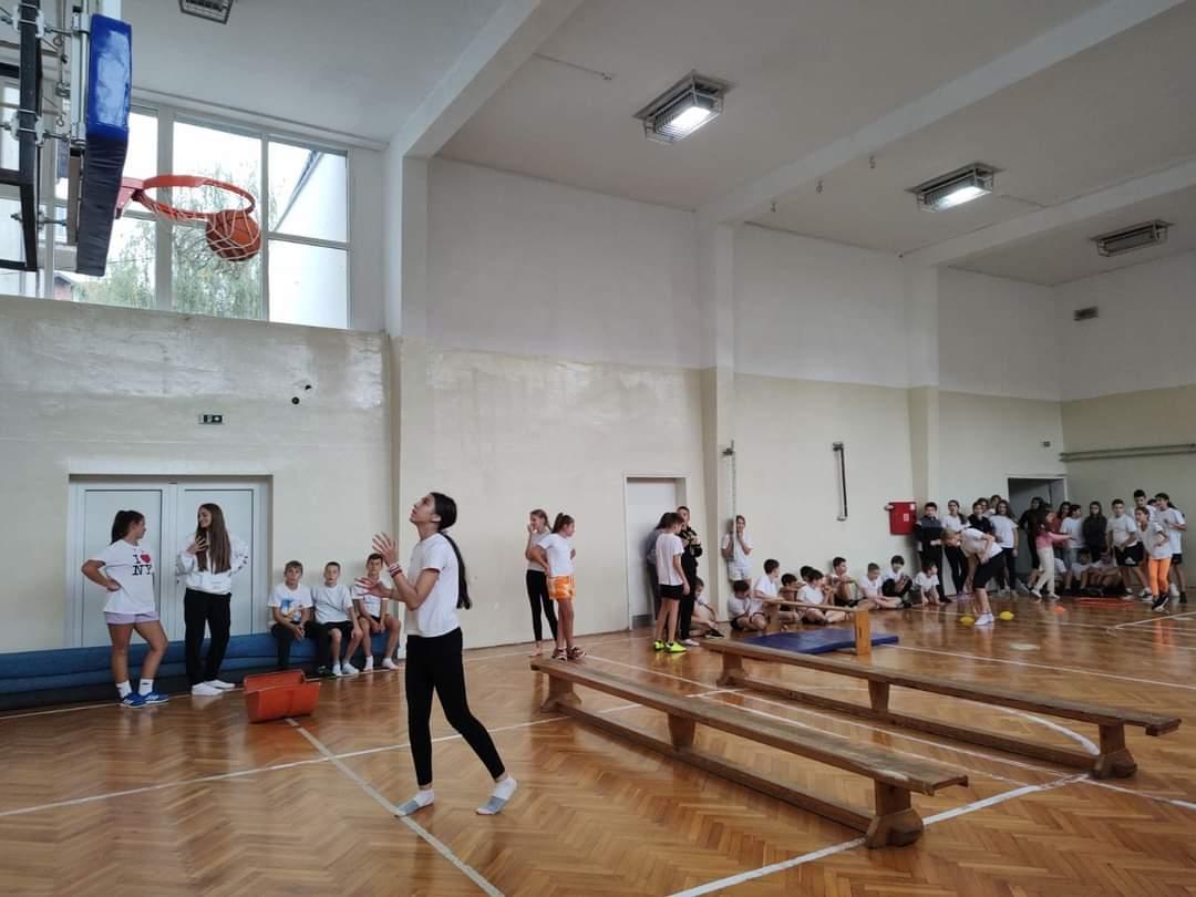2022Da rastemo do neba sport nam treba8
