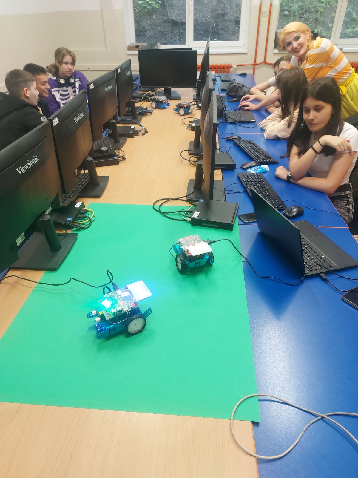 2023Igra robota7
